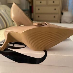 Nine West Beige Pointed Toe Heels